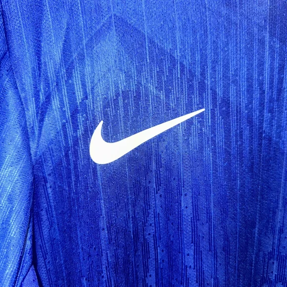 Chelsea 25/26 Home Kit - Size M - Player Version - Brand New NWT - Picture 5 of 8